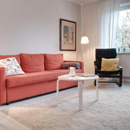 Schicke & Helle In *