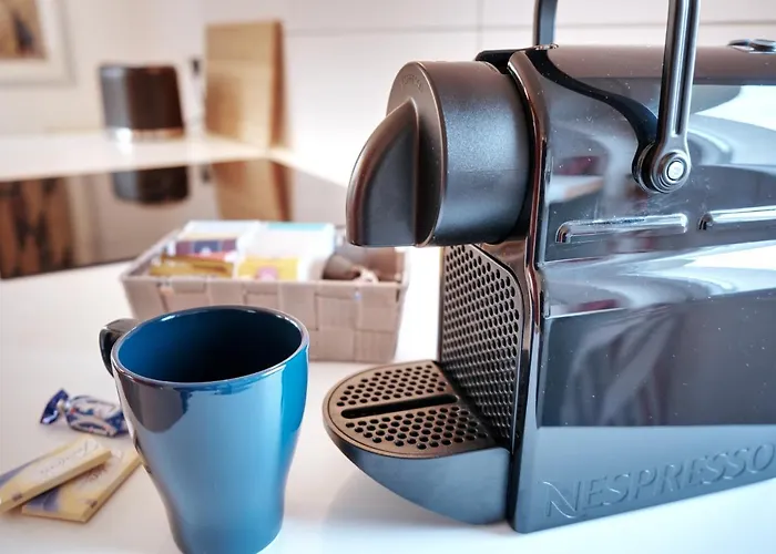 Schicke & Helle In アパート